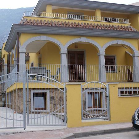 casa mariolu 2 Apartment Cala Gonone Exterior foto